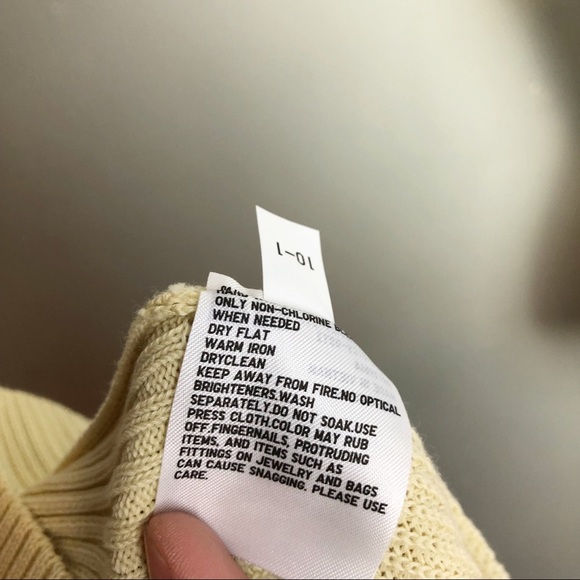 Uniqlo High Twisted Cotton Boat Neck Knit Sweater in 40 Cream Size Medium - Picture 9 of 11